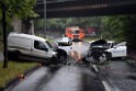 VU Frontal Koeln Hoehenhaus Berlinerstr vor Leuchterstr P10